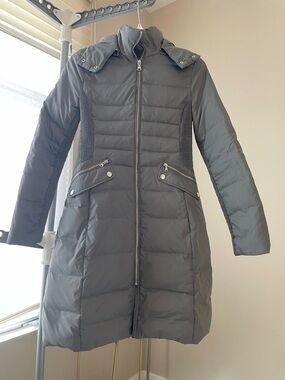 EUC Long Quilted Puffer Coat - XS